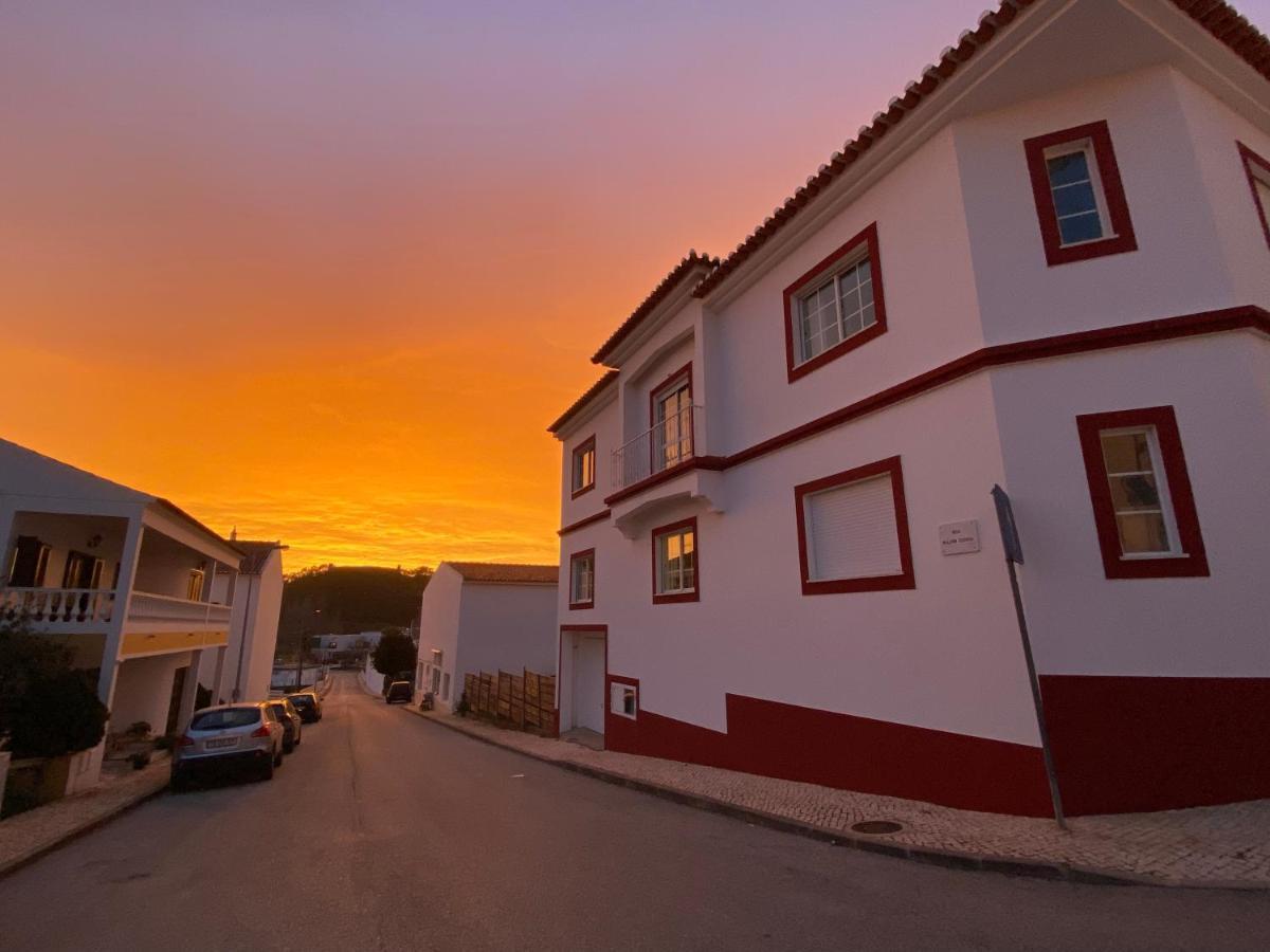 Guesthouse Releash Aljezur Esterno foto