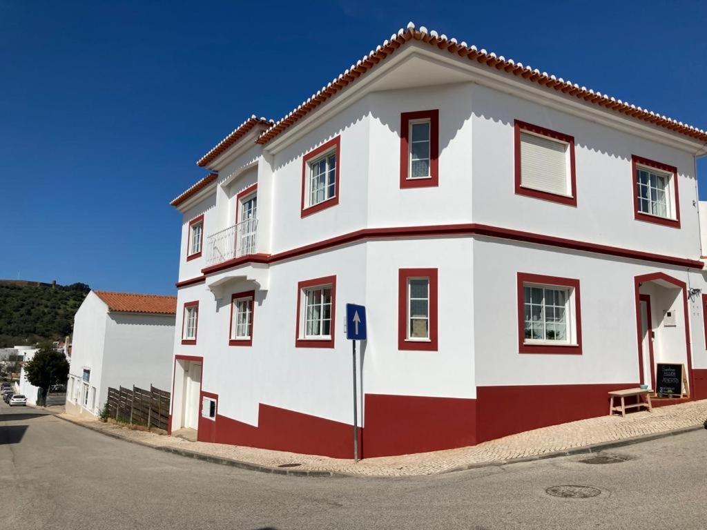 Guesthouse Releash Aljezur Esterno foto