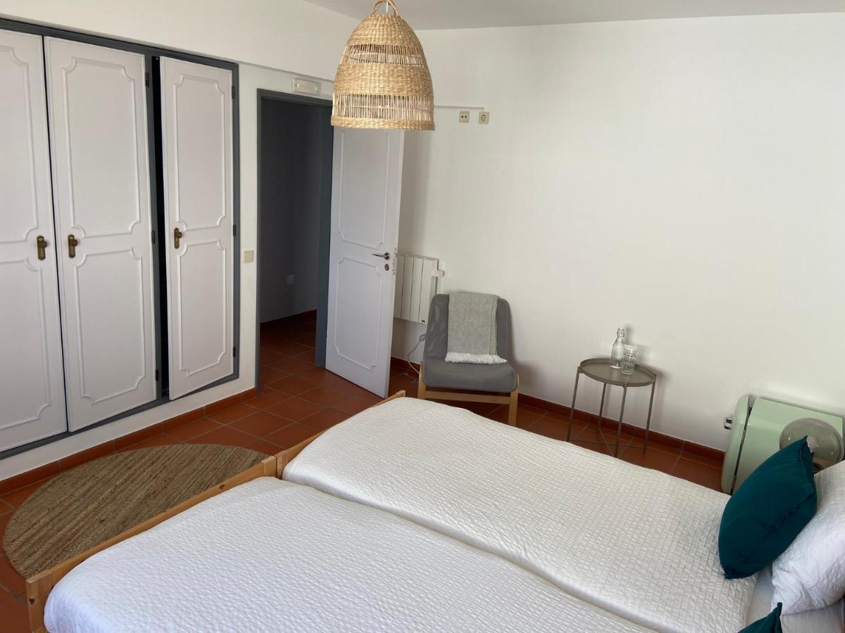 Guesthouse Releash Aljezur Esterno foto
